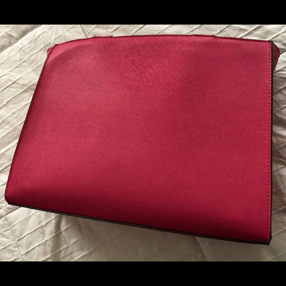 Pink Purse - Picture 3 of 3